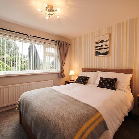 Sea Gem- Beautiful Family Home With Stunning Sea Views & Garden Tenby Extérieur photo