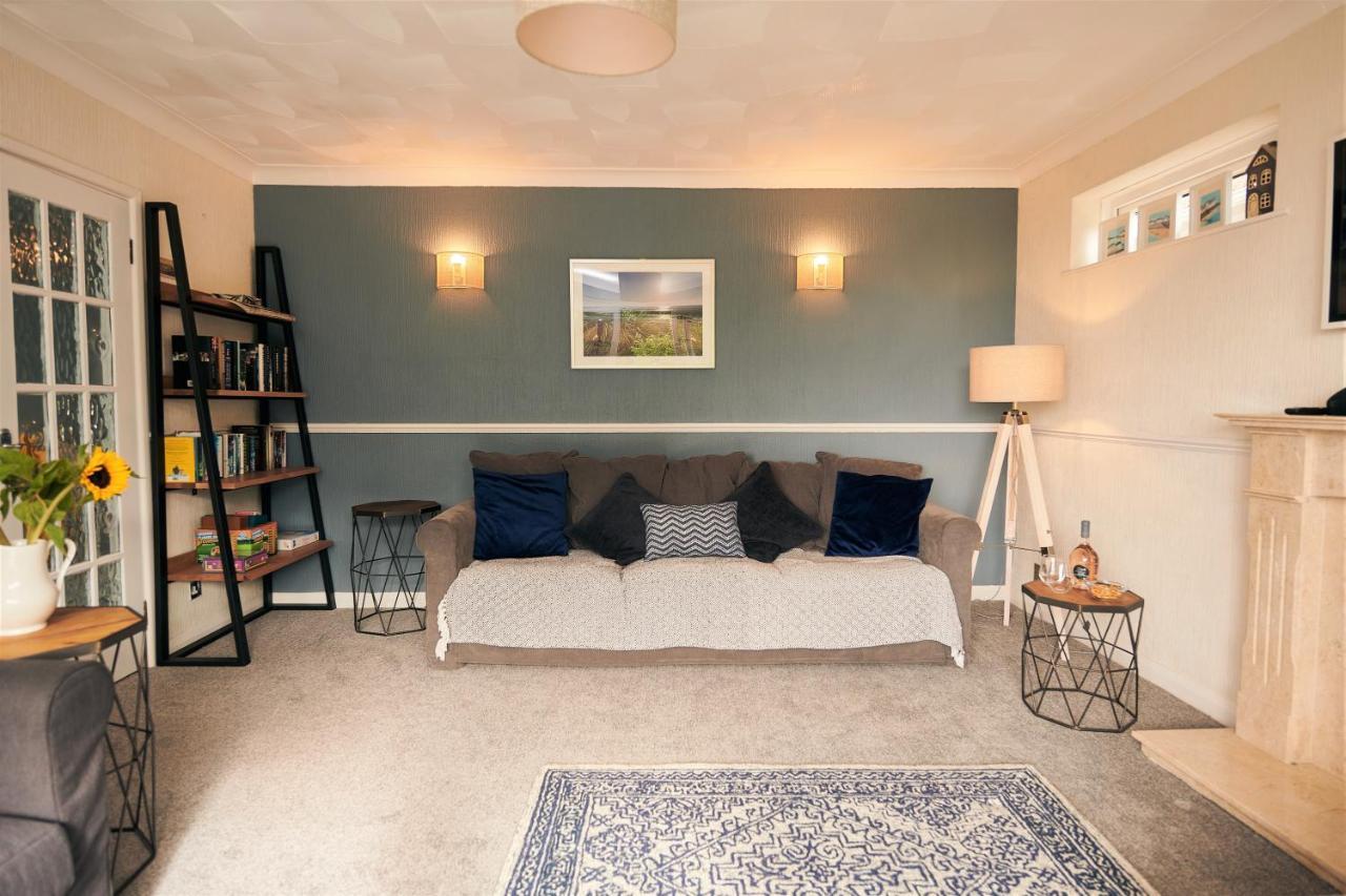 Sea Gem- Beautiful Family Home With Stunning Sea Views & Garden Tenby Extérieur photo