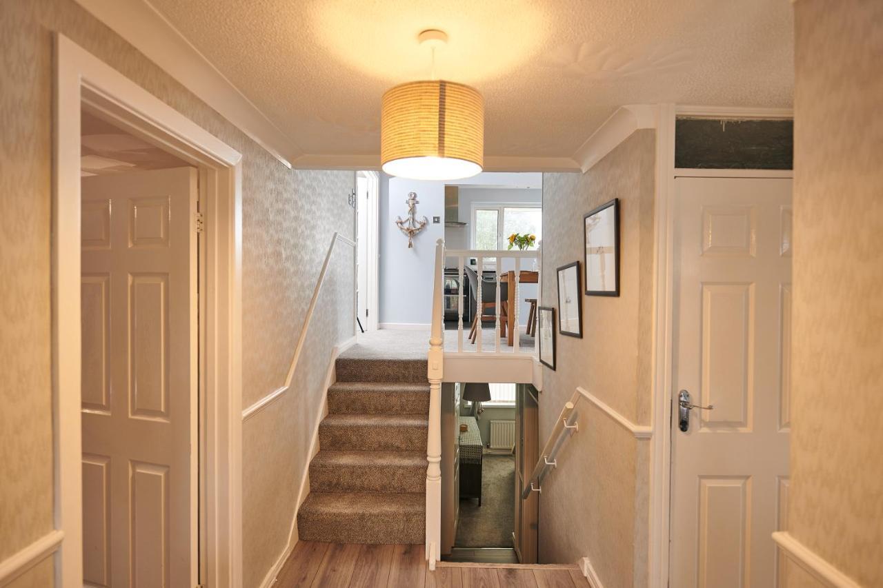 Sea Gem- Beautiful Family Home With Stunning Sea Views & Garden Tenby Extérieur photo