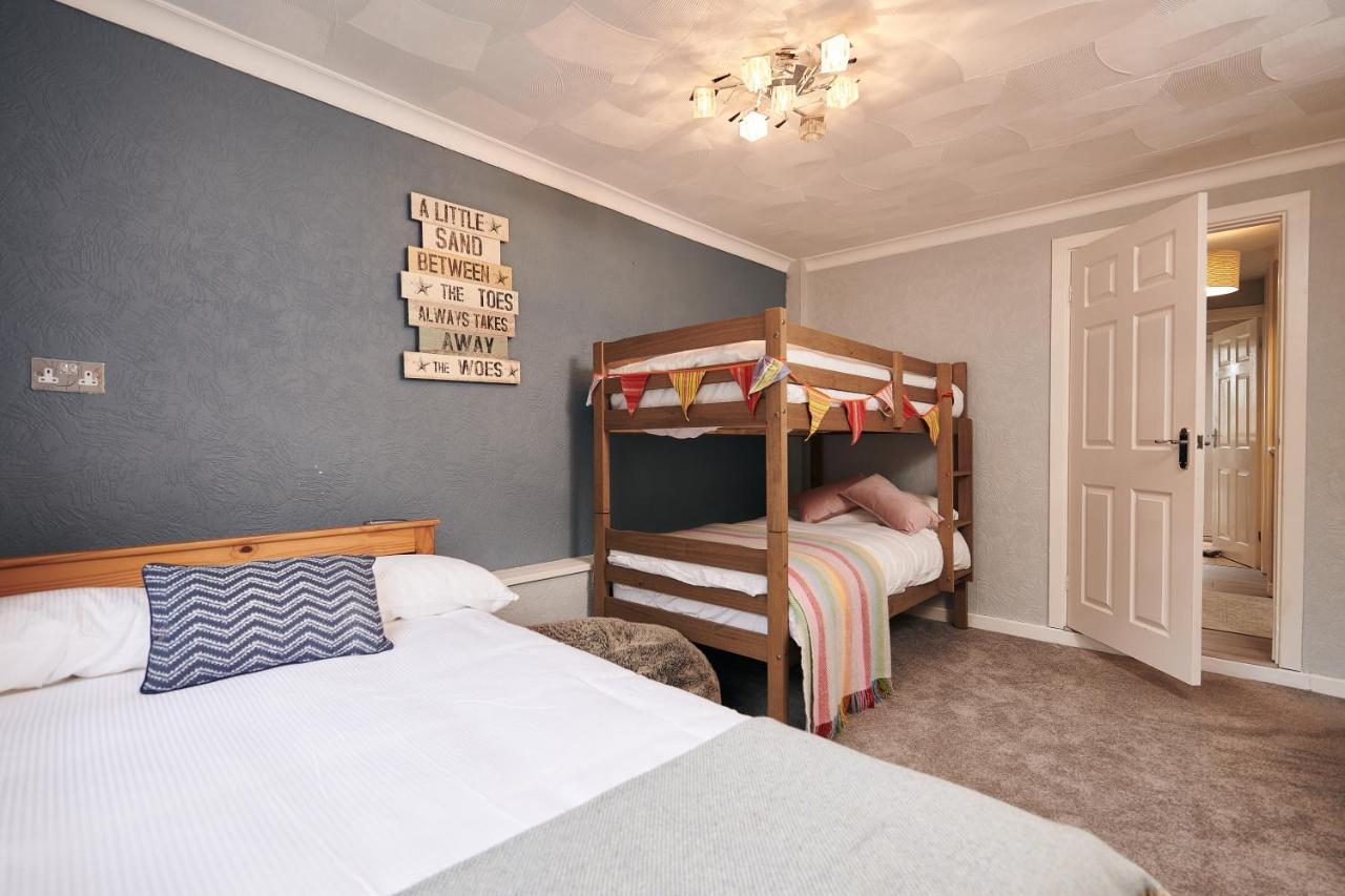 Sea Gem- Beautiful Family Home With Stunning Sea Views & Garden Tenby Extérieur photo